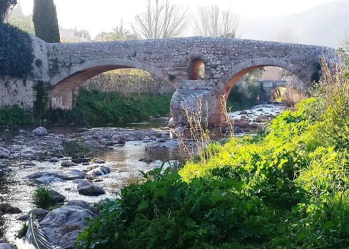 Lauet 포엔샤 항구